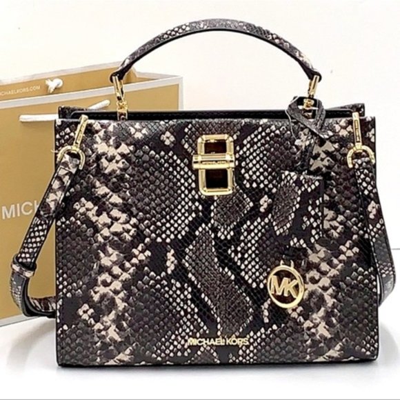 Michael Kors Handbags - Michael Kors Penelope Medium Top Handle Satchel Black